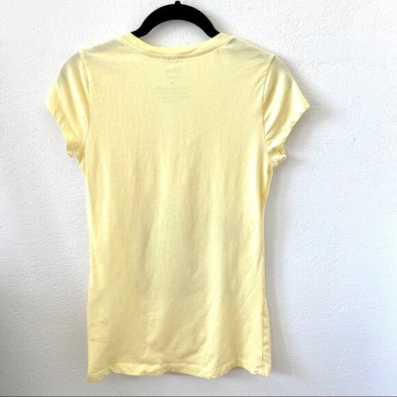 Disney Aladdin Graphic Character V-Neck Tee Juniors Medium - Picture 6 of 6